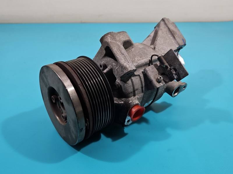 Компресор кондиціонера Suzuki Sx4 95201-74S00