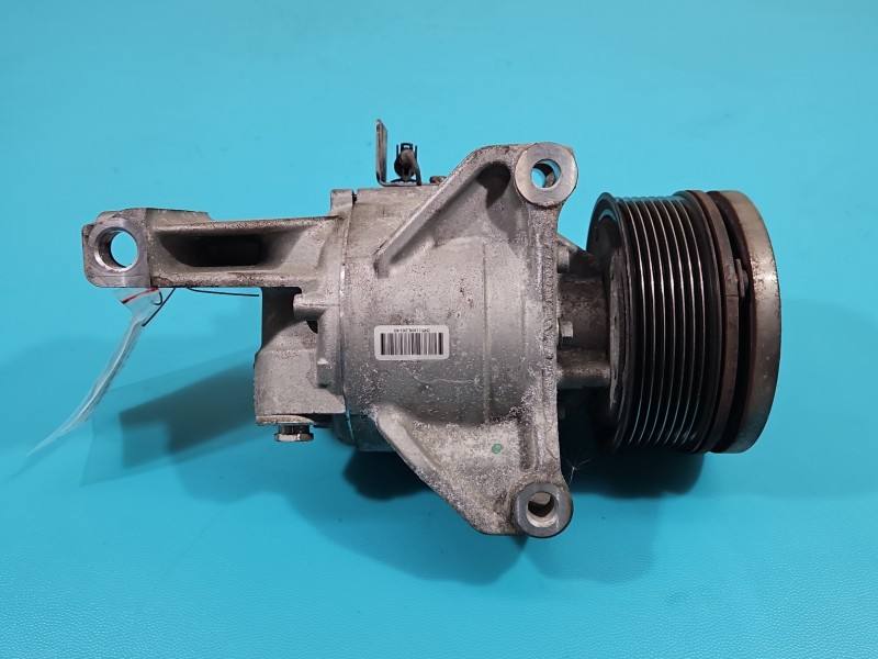 Компресор кондиціонера Suzuki Sx4 95201-74S00 — фото деталі 3