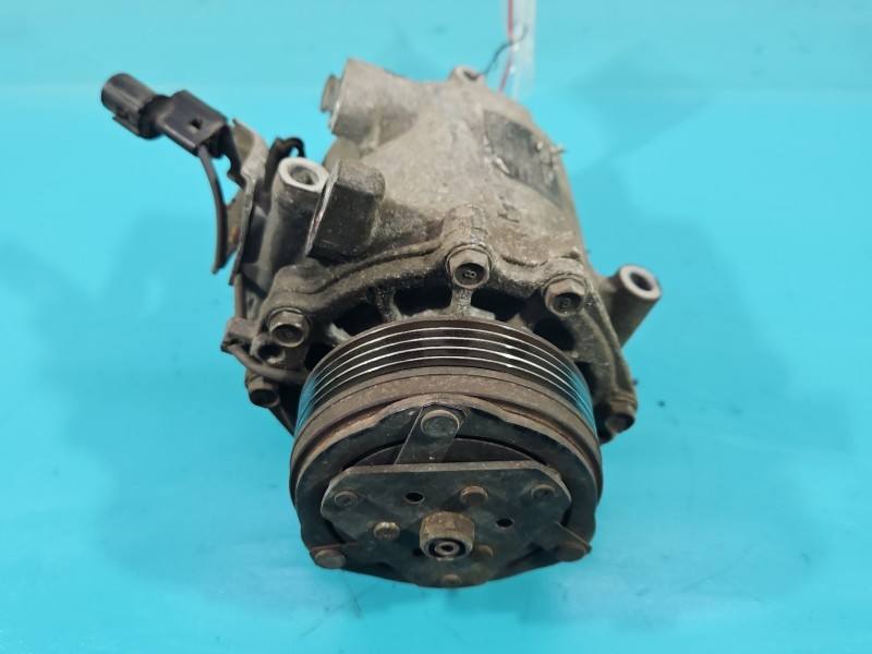 Компрессор кондиционера Mitsubishi Colt MN164472 — фото детали 3