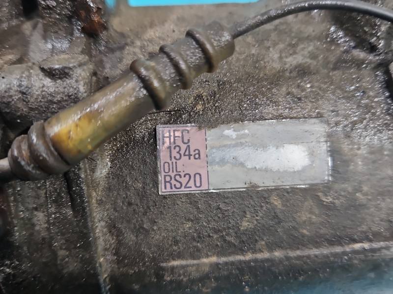 Компресор кондиціонера Suzuki Grand Vitara HFC134A — фото деталі 7