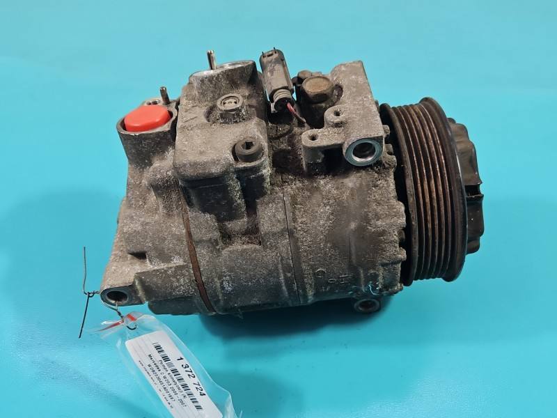 Компрессор кондиционера Mercedes C W203 447220-8221 — фото детали 2