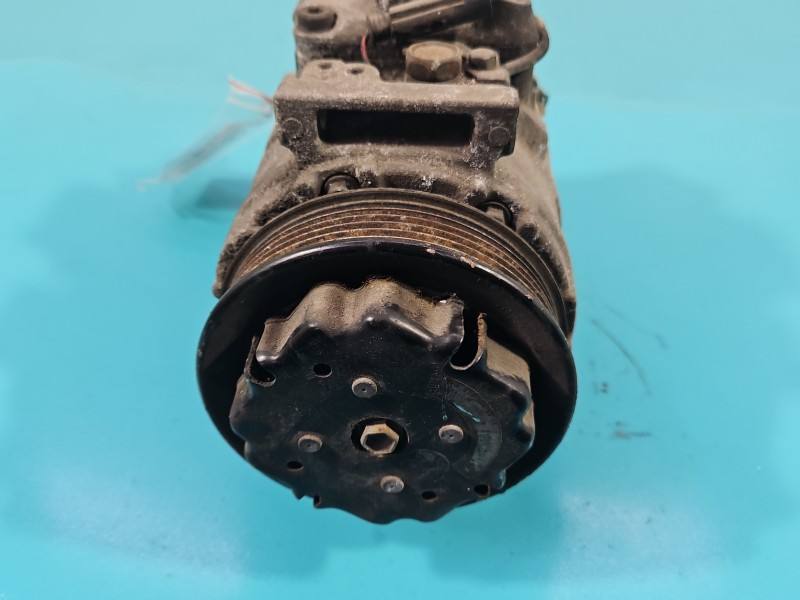Компрессор кондиционера Mercedes C W203 447220-8221 — фото детали 5