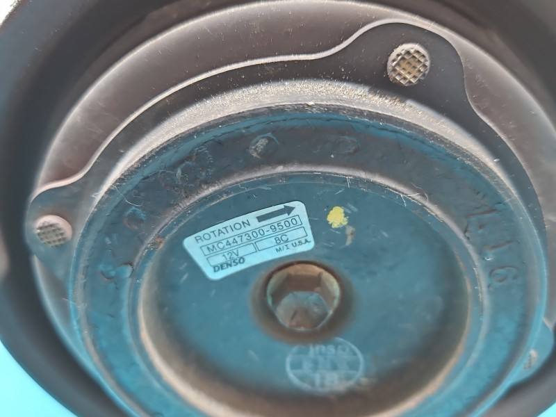Компресор кондиціонера Toyota Camry 447220-4270 — фото деталі 3