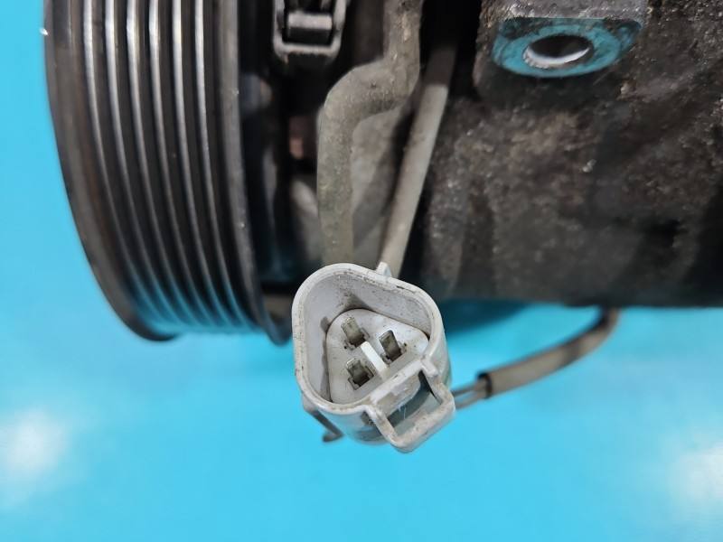 Компресор кондиціонера Toyota Camry 447220-4270 — фото деталі 8