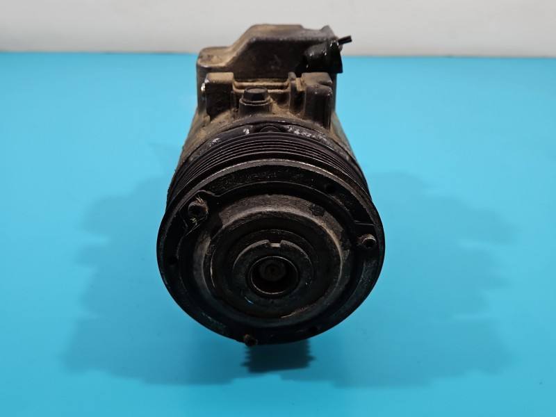 Компресор кондиціонера Volkswagen Polo 6Q0820803H — фото деталі 2
