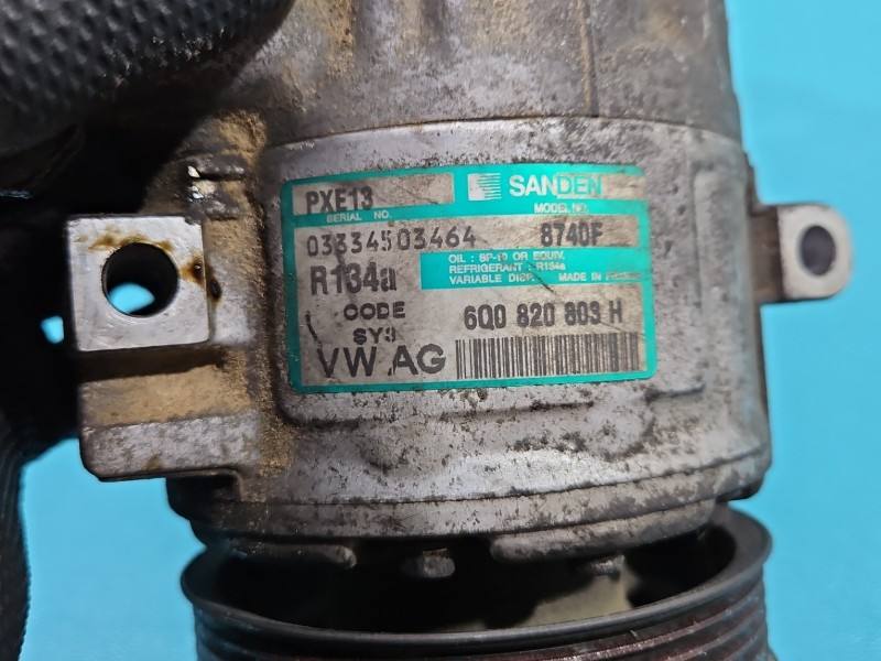 Компресор кондиціонера Volkswagen Polo 6Q0820803H — фото деталі 8