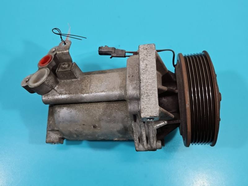 Компрессор кондиционера Renault Fluence 926008367R-A — фото детали 4