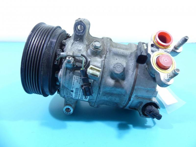 Компрессор кондиционера Volvo V40 P31469966 — фото детали 5