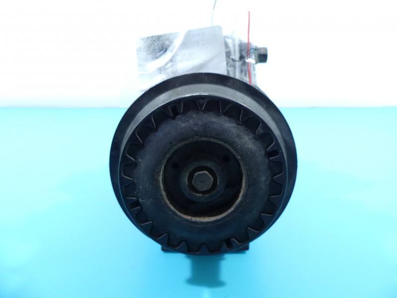 Компресор кондиціонера Mercedes C W204 A0022305011 — фото деталі 2