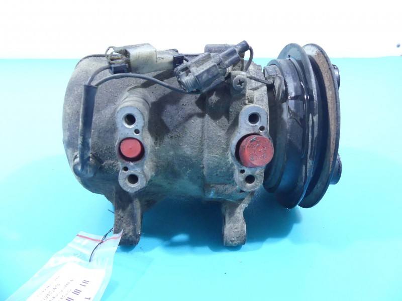 Компрессор кондиционера Nissan Primera 926002J603 — фото детали 3