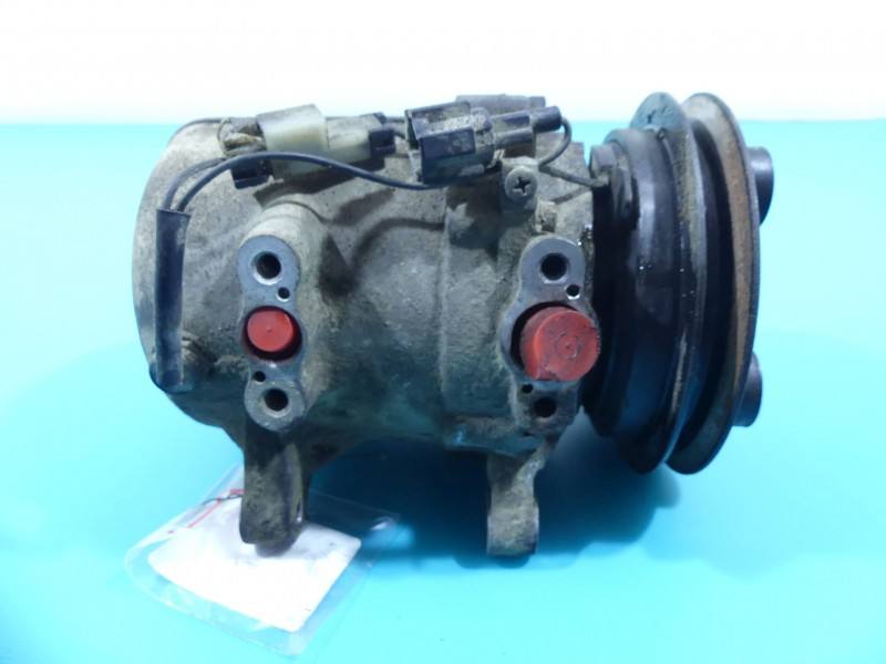 Компрессор кондиционера Nissan Primera 926002J603 — фото детали 11