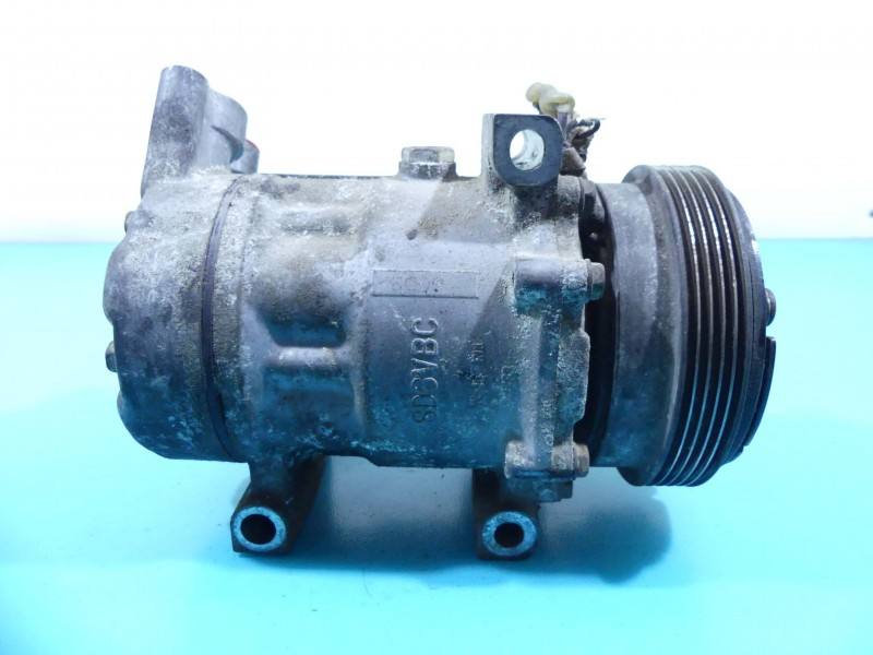 Компрессор кондиционера Renault Clio 7700115830 — фото детали 3