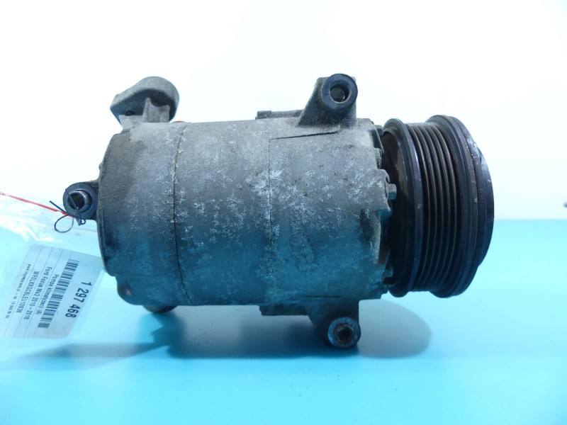 Компрессор кондиционера Ford Focus CV61-19D629-FE — фото детали 3