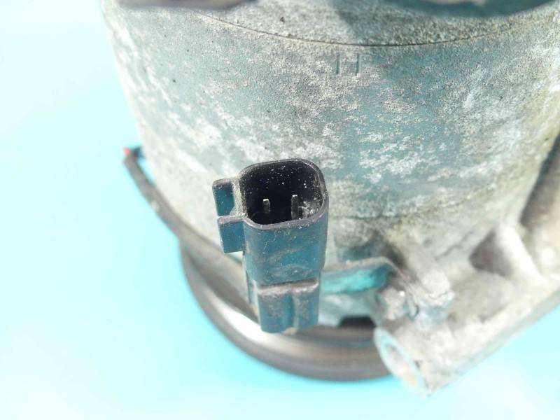 Компрессор кондиционера Ford Focus CV61-19D629-FE — фото детали 17