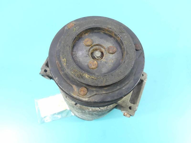 Компрессор кондиционера Ford Focus CV61-19D629-FE — фото детали 20