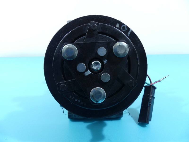 Компресор кондиціонера Toyota Proace City 9830148880 — фото деталі 2