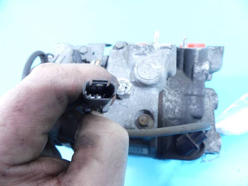 Компресор кондиціонера BMW 1 E87 447260-1853 — фото деталі 9