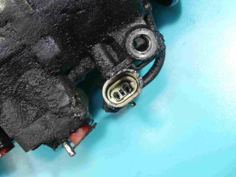Компрессор кондиционера Renault Vel satis 247300-0470 — фото детали 8