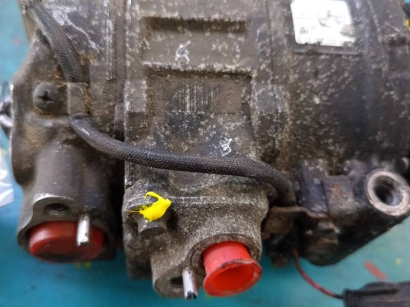 Компресор кондиціонера Mercedes GL X164 447190-6760 — фото деталі 11