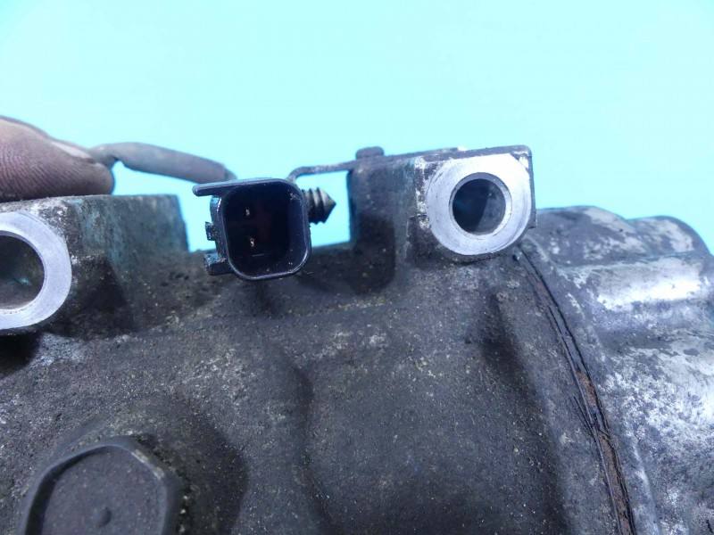Компресор кондиціонера Volvo V50 9621902825 — фото деталі 7
