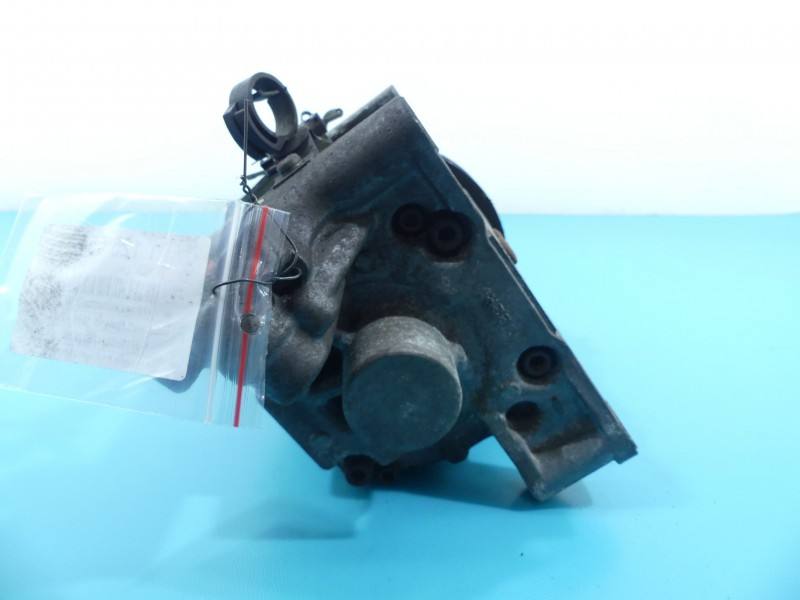 Компресор кондиціонера Subaru Legacy 506021-5880 — фото деталі 4