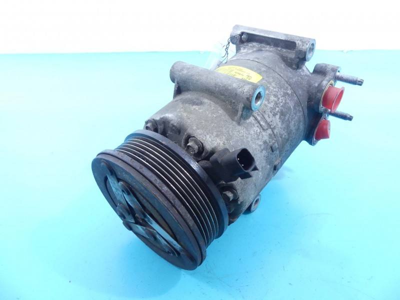 Компрессор кондиционера Ford Focus AV61-19D929-CA