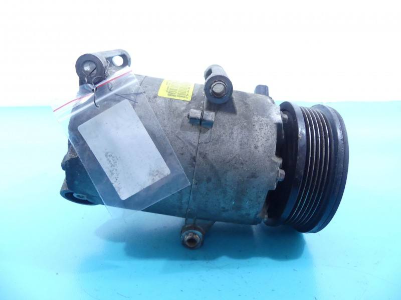Компрессор кондиционера Ford Focus AV61-19D929-CA — фото детали 3