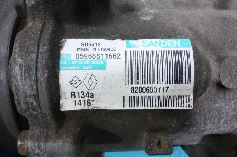 Компрессор кондиционера Renault Clio 8200600117 — фото детали 8