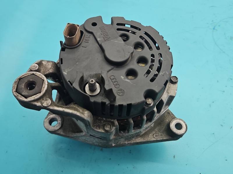 Генератор Volkswagen Passat B5 06B903016D — фото деталі 4