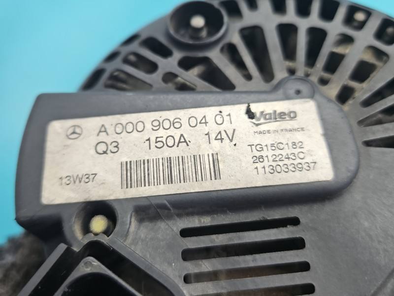 Генератор Mercedes C W204 A0009060401 — фото деталі 6