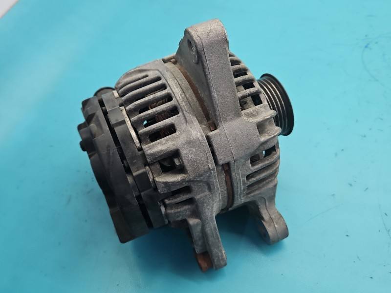 Генератор Toyota Corolla E12 27060-0D030 — фото деталі 3