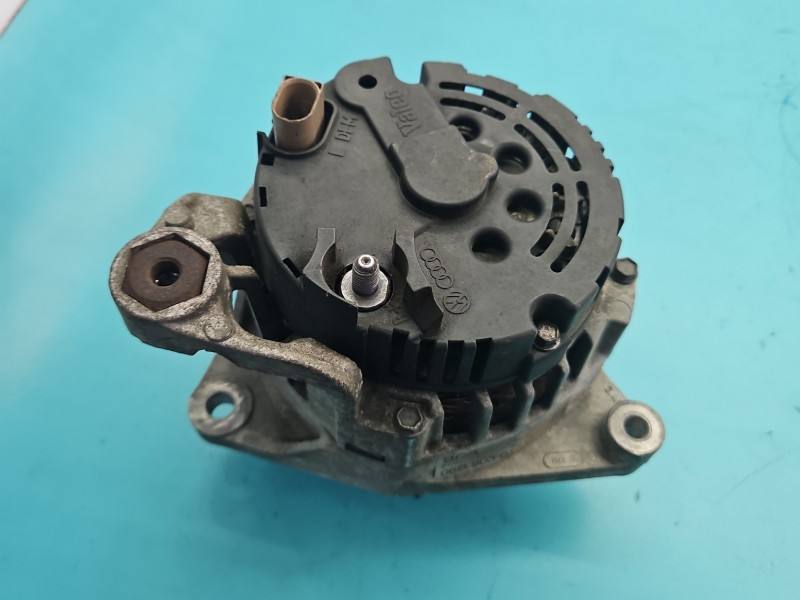 Генератор Volkswagen Passat B5 06B903016D — фото деталі 4