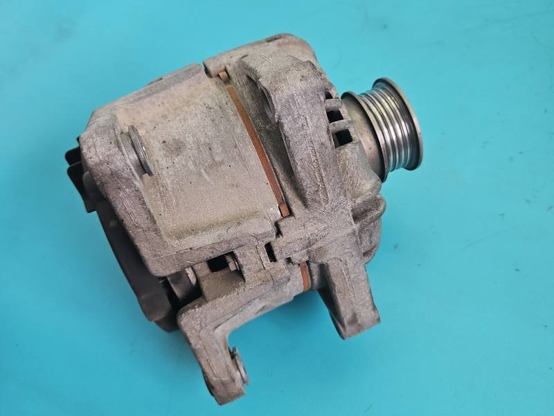 Генератор Opel Astra H 0124425005 — фото детали 3