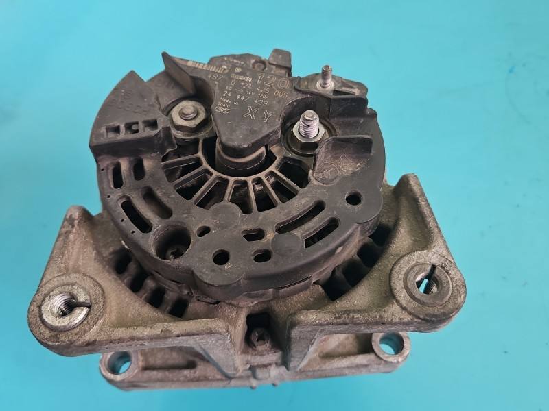 Генератор Opel Astra H 0124425005 — фото детали 4