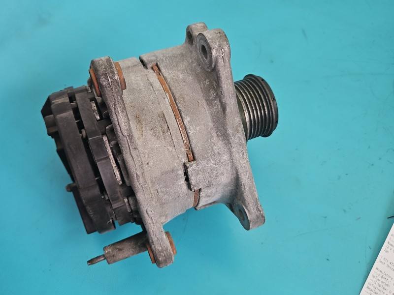 Генератор Seat Ibiza 045903023 — фото детали 3