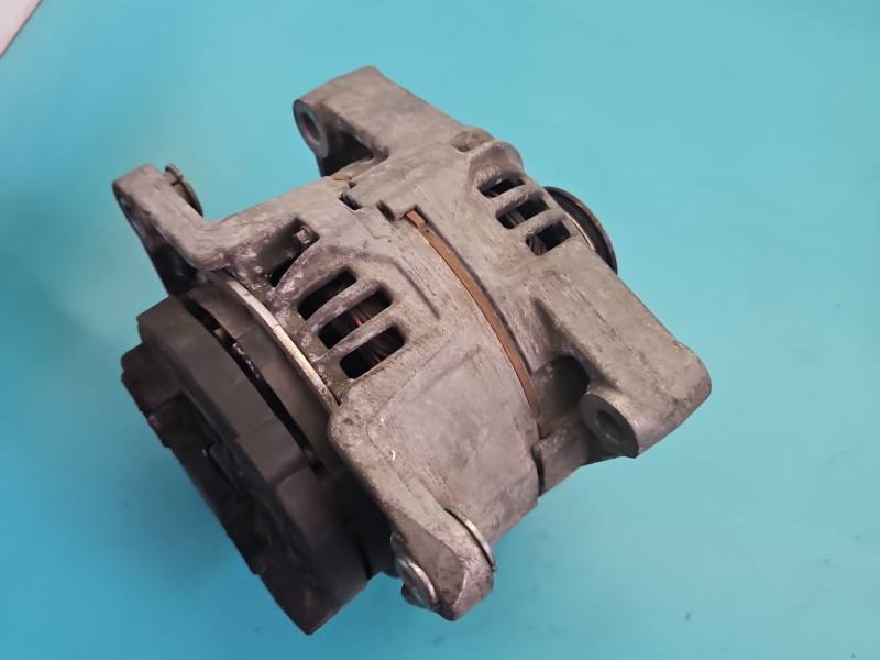 Генератор Opel Vectra C 0124525030 — фото деталі 3