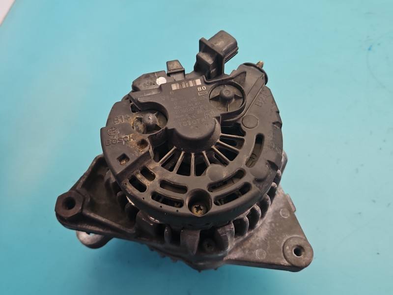 Генератор Toyota Avensis T25 0124315024 — фото деталі 4