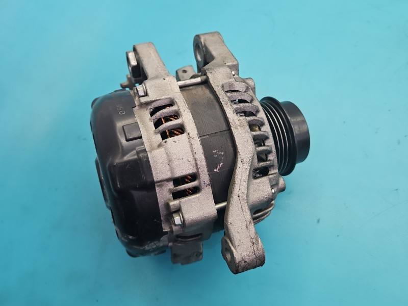 Генератор Toyota Yaris 3 27060-0Y380 — фото детали 3