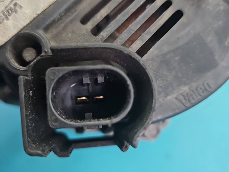 Генератор Volkswagen Golf plus 036903024H — фото детали 5