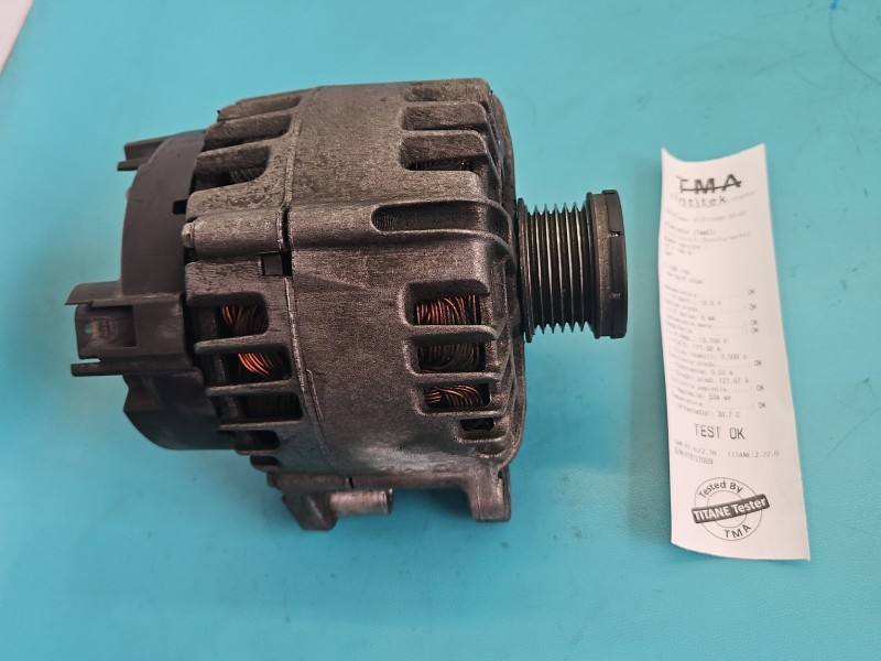 Генератор Volkswagen Golf plus 03C903025D