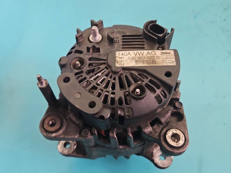 Генератор Volkswagen Golf plus 03C903025D — фото деталі 4
