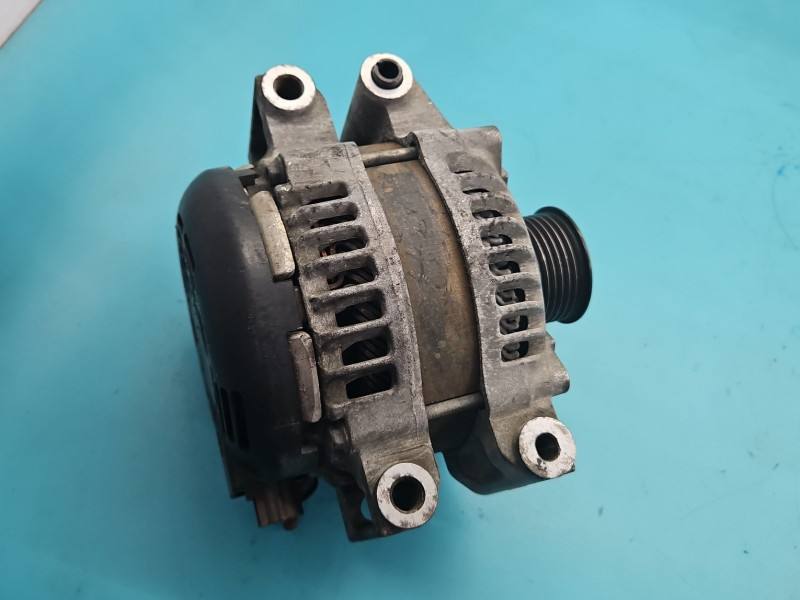 Генератор Jeep Grand Cherokee 104210-6592 — фото детали 3