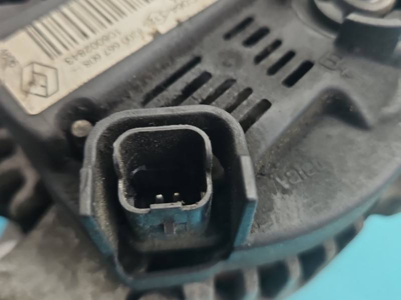 Генератор Nissan Note 8200667608 — фото детали 5
