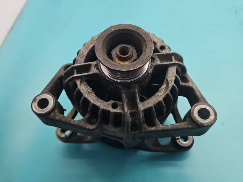 Генератор Opel Zafira A 0124225004 — фото детали 2
