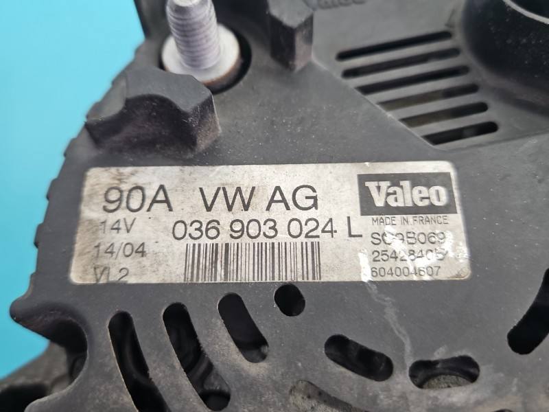 Генератор Volkswagen Golf 5 036903024L — фото деталі 6