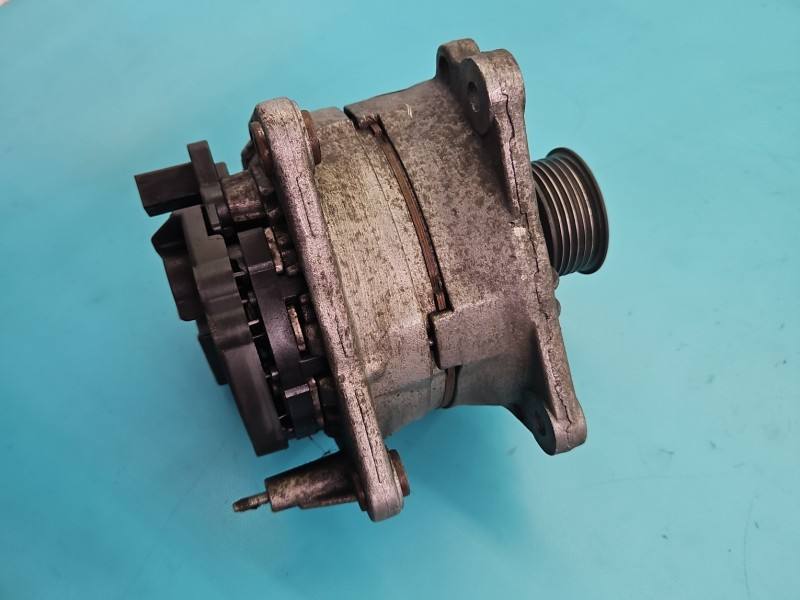 Генератор Volkswagen Golf 4 0986041500 — фото деталі 3