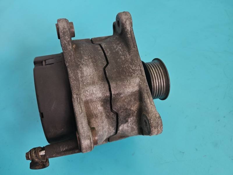 Генератор Volkswagen Transporter T4 0123320024 — фото деталі 3