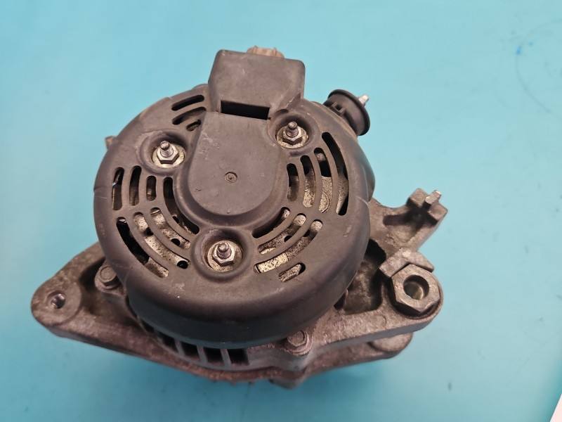 Генератор Toyota Auris 27060-0Y050 — фото деталі 4