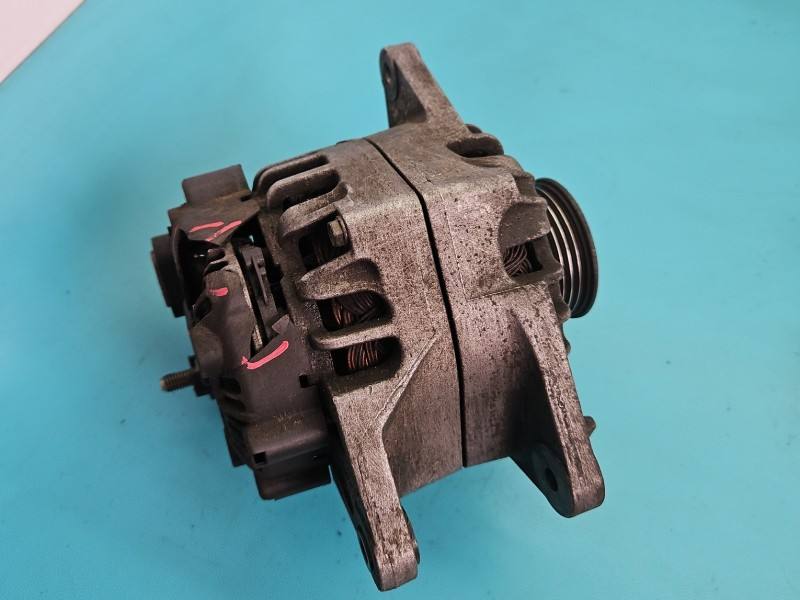 Генератор Hyundai Matrix 37300-22650 — фото детали 2