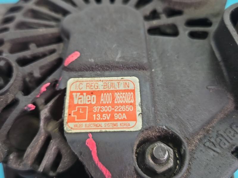 Генератор Hyundai Matrix 37300-22650 — фото детали 5
